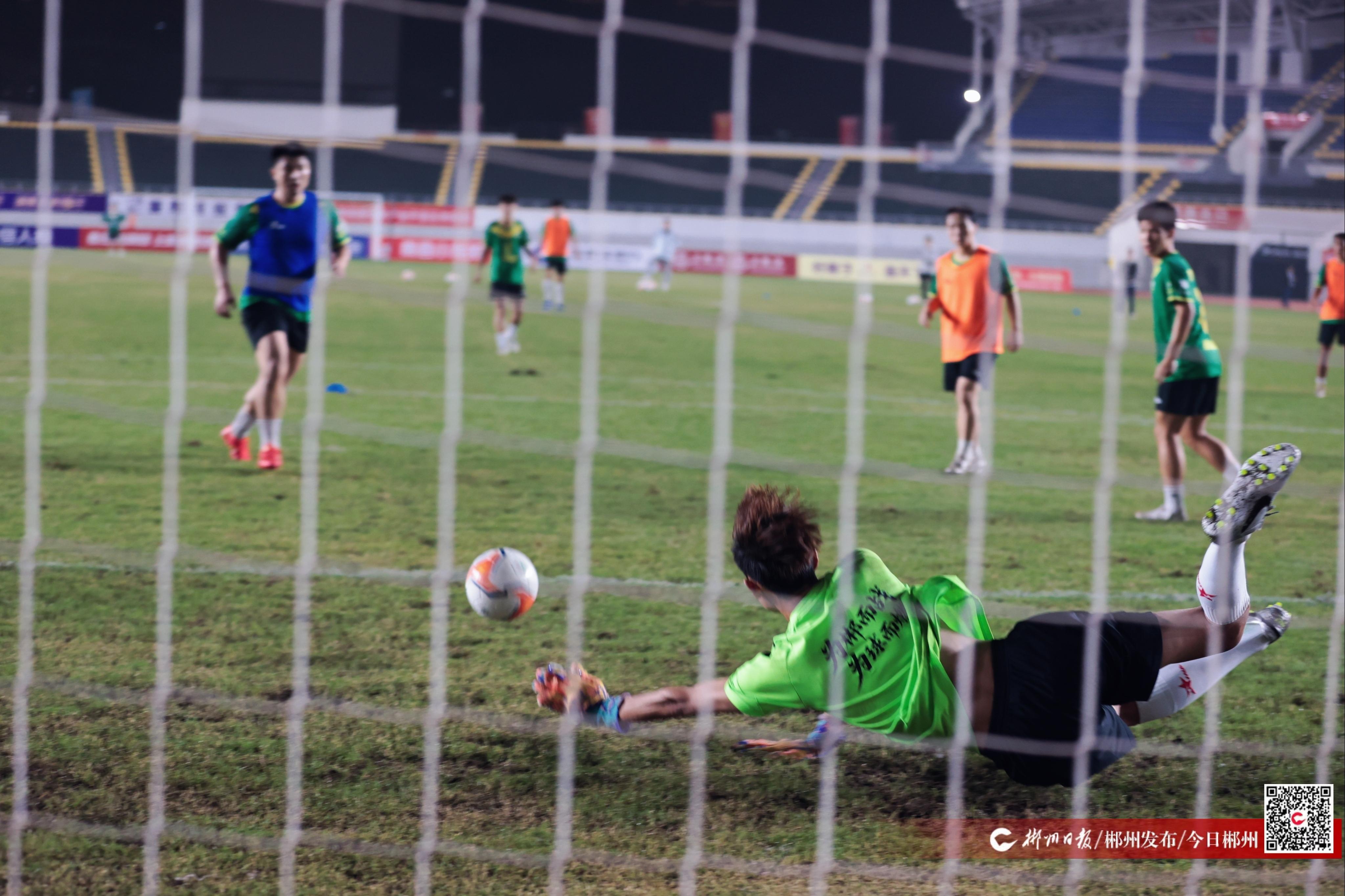 来了丨用汗, 但预案是死, 水浇灌必胜 来了丨用汗, 但预案是死, 水浇灌必胜