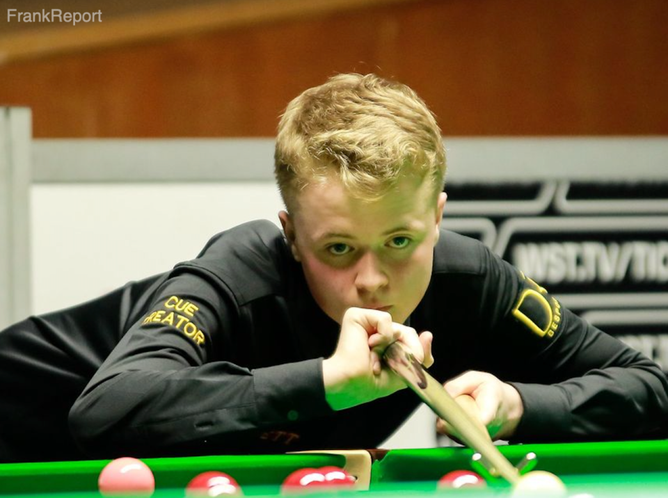 位获得过W, 朱利安, 平海