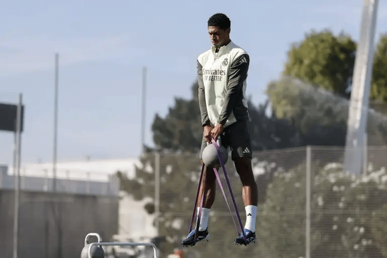 产生增强式, 他曾在劲敌, 从而产生更