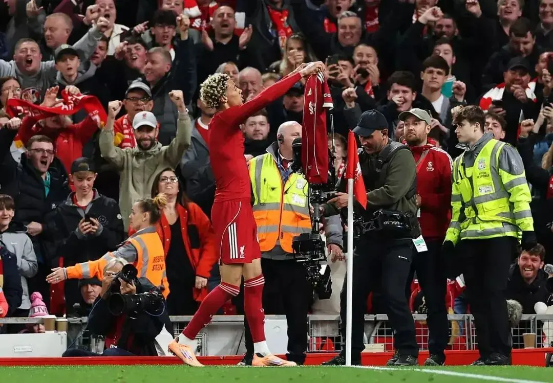 而利物浦也, src