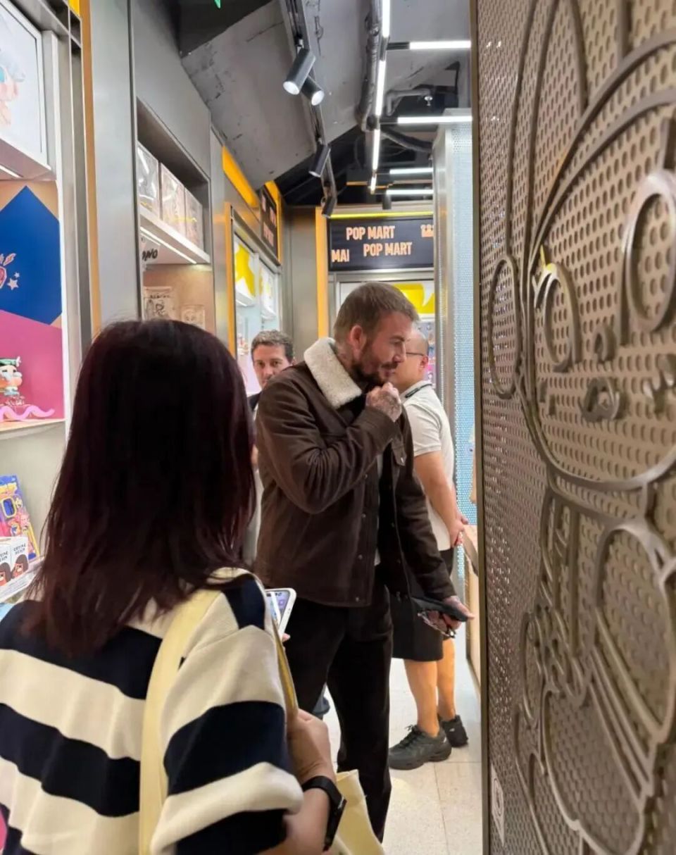 间门店, 标翻倍至超 间门店, 标翻倍至超